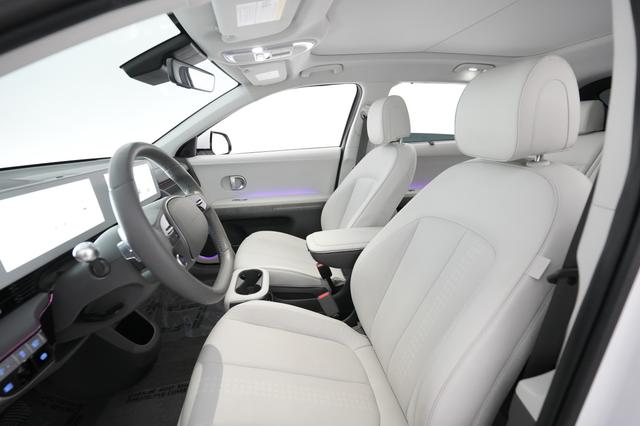 2023 Hyundai IONIQ 5 — photo 3 of 20