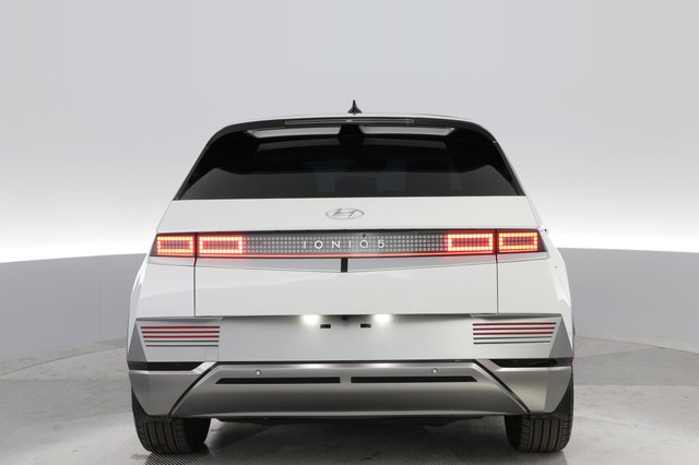 2023 Hyundai IONIQ 5 — photo 7 of 20