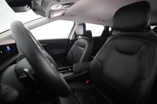 2025 Kia EV6 — photo 3 of 24