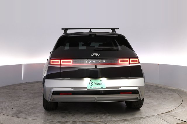 2025 Hyundai IONIQ 5 — photo 12 of 25