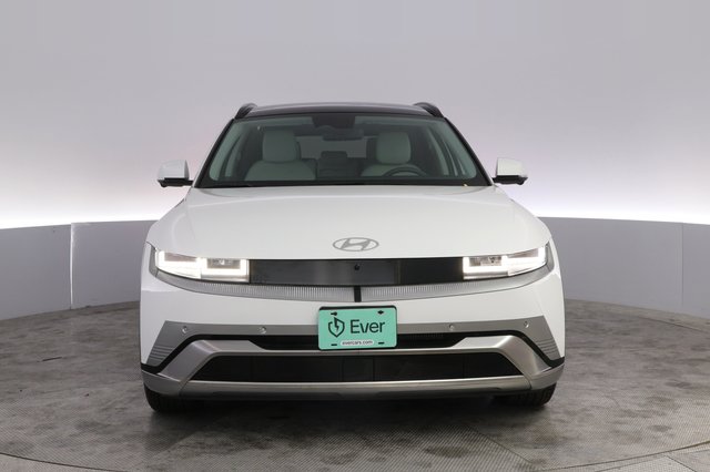 2025 Hyundai IONIQ 5 — photo 9 of 24