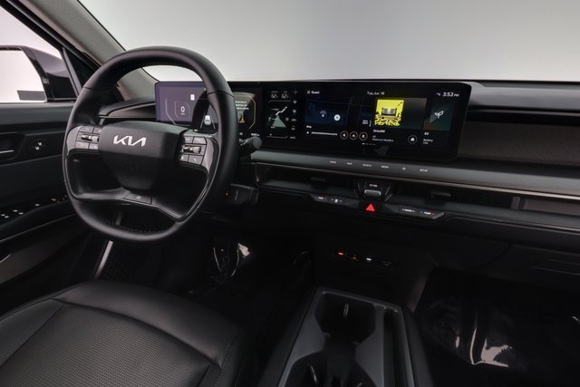 2026 Kia EV9 — photo 22 of 36