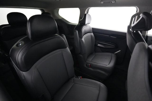 2026 Kia EV9 — photo 4 of 36