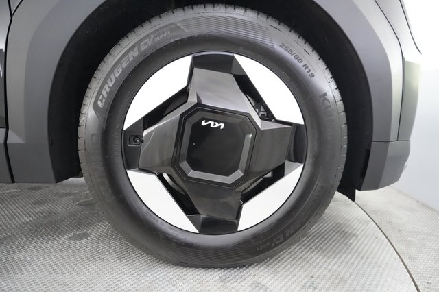 2026 Kia EV9 — photo 17 of 36