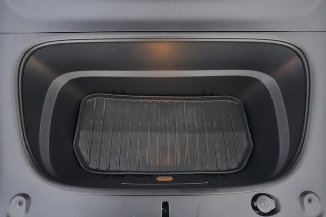 2026 Tesla Model Y — photo 20 of 23