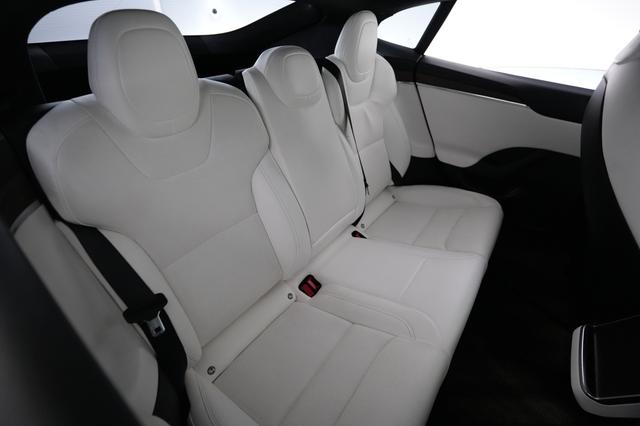2022 Tesla Model S