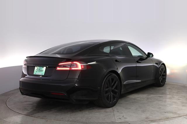 2022 Tesla Model S