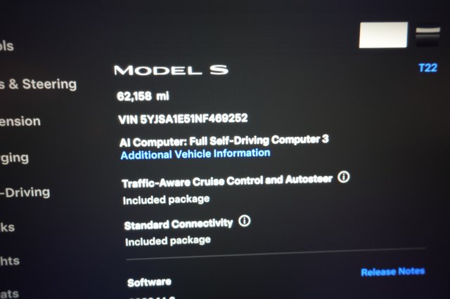 2022 Tesla Model S — photo 5 of 28