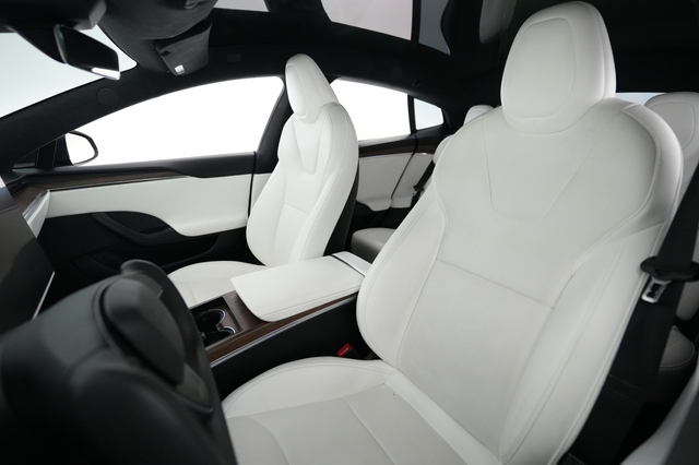 2022 Tesla Model S