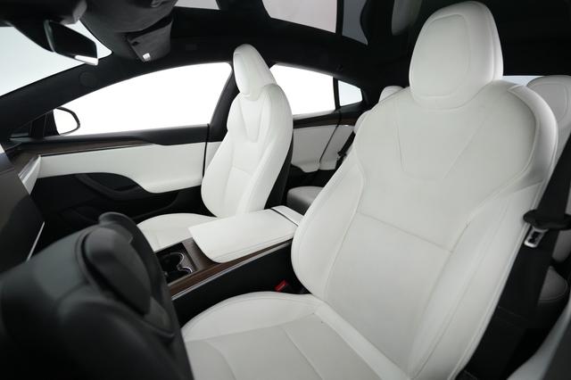 2022 Tesla Model S