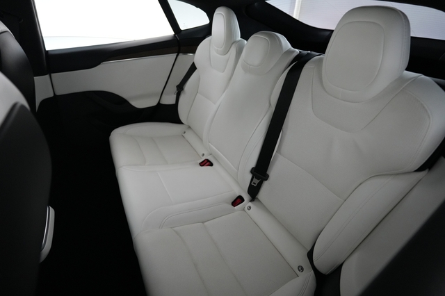 2022 Tesla Model S