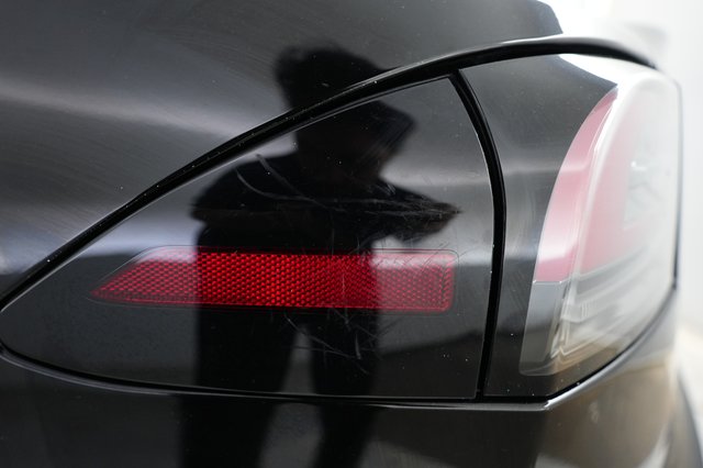2023 Tesla Model S — photo 25 of 28