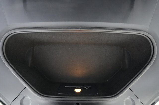 2023 Tesla Model S — photo 23 of 28