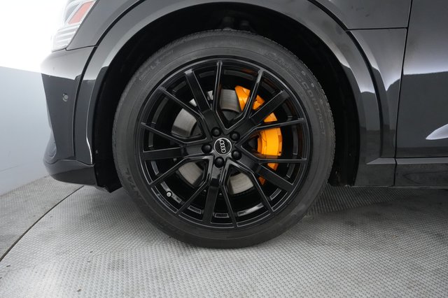 2023 Audi e-tron — photo 15 of 28