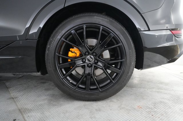 2023 Audi e-tron — photo 7 of 28