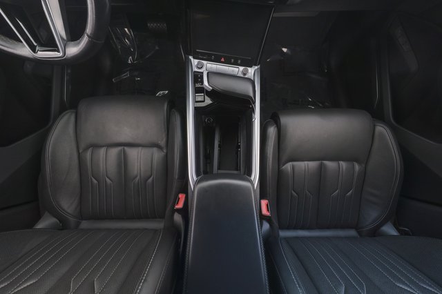 2023 Audi e-tron — photo 22 of 28