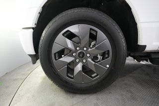 2024 Ford F-150 Lightning — photo 9 of 15