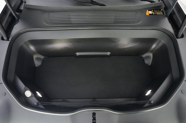 2024 Rivian R1S — photo 24 of 26