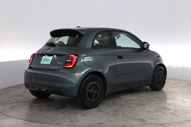 2025 Fiat 500e