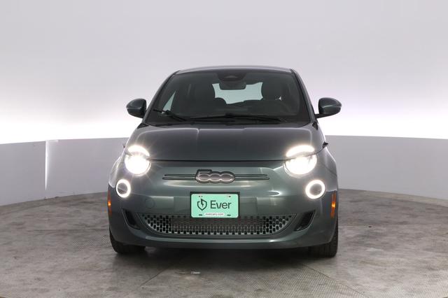 2025 Fiat 500e