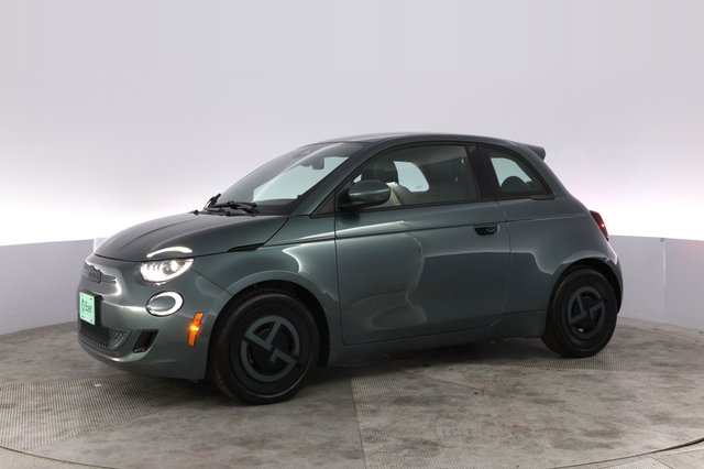 2025 Fiat 500e — photo 14 of 23