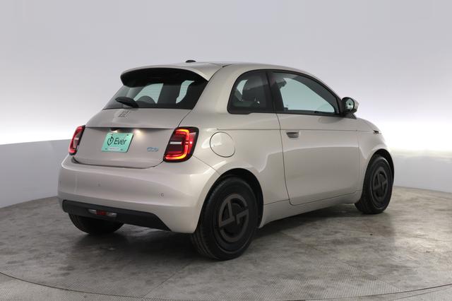2025 Fiat 500e