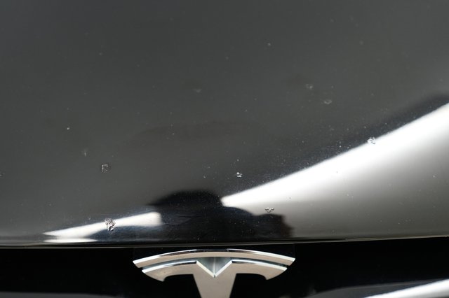 2023 Tesla Model X — photo 25 of 29