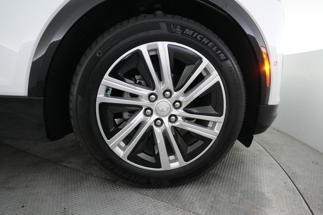 2024 Cadillac Lyriq — photo 16 of 29