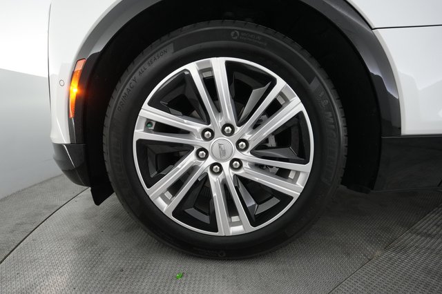 2024 Cadillac Lyriq — photo 15 of 29