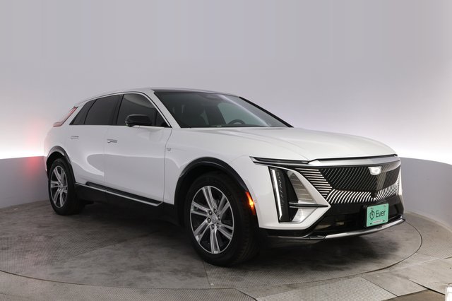 2024 Cadillac Lyriq — photo 10 of 29