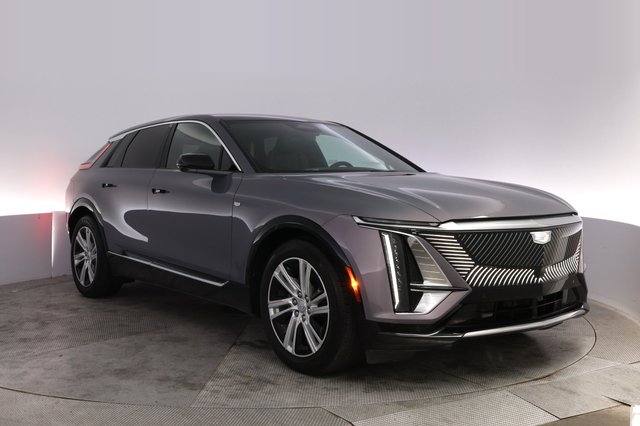 2024 Cadillac Lyriq — photo 10 of 22