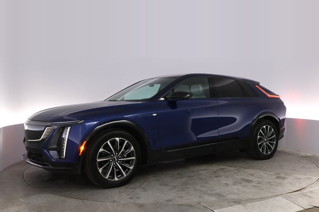 2024 Cadillac Lyriq — photo 14 of 23