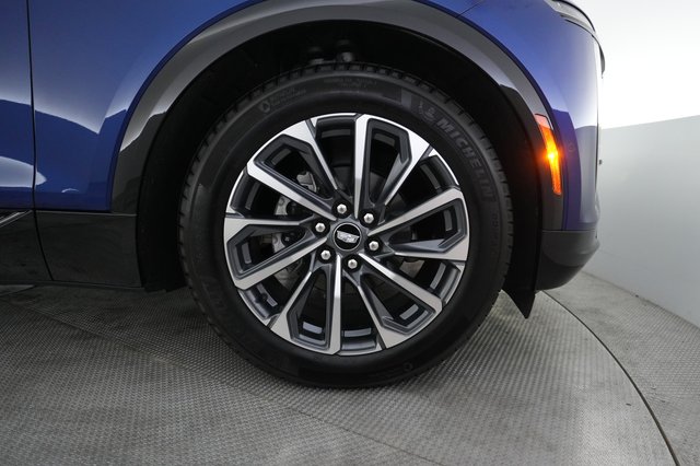 2024 Cadillac Lyriq — photo 16 of 23