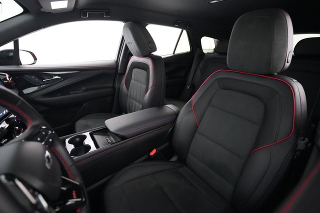 2024 Chevrolet Blazer EV — photo 3 of 24