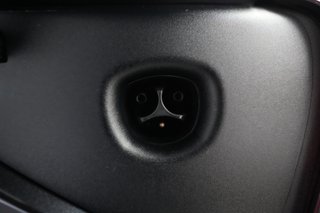 2025 Tesla Model 3 — photo 8 of 21