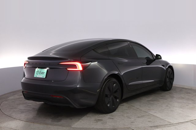 2025 Tesla Model 3 — photo 2 of 21