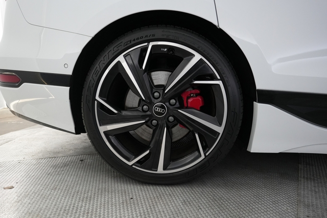 2025 Audi S6 e-tron