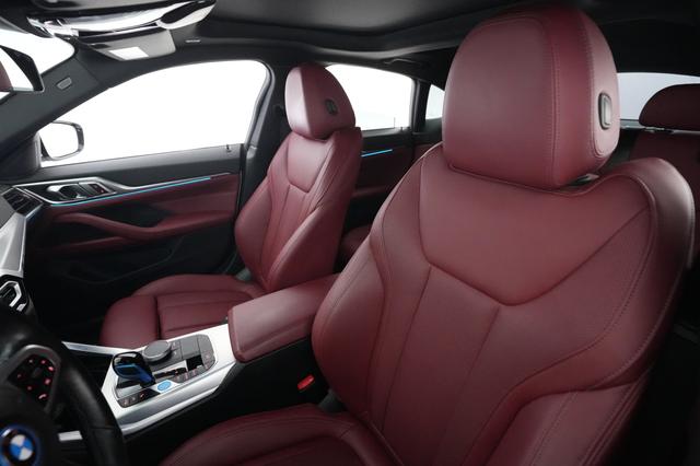 2022 BMW i4