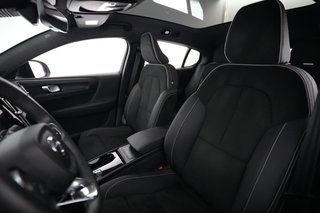 2023 Volvo C40 Recharge — photo 3 of 26
