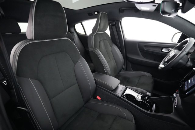 2023 Volvo C40 Recharge — photo 18 of 26