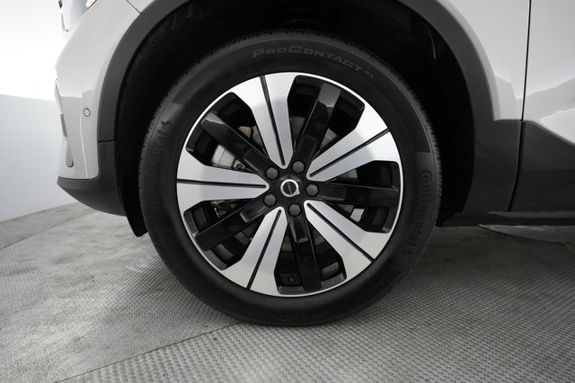 2023 Volvo C40 Recharge — photo 15 of 26