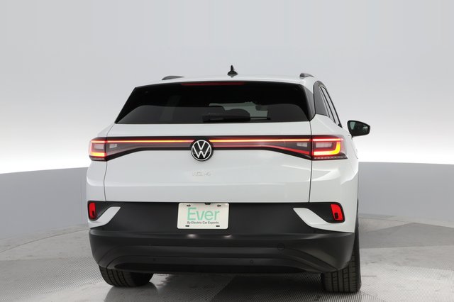2021 Volkswagen ID.4 — photo 8 of 29