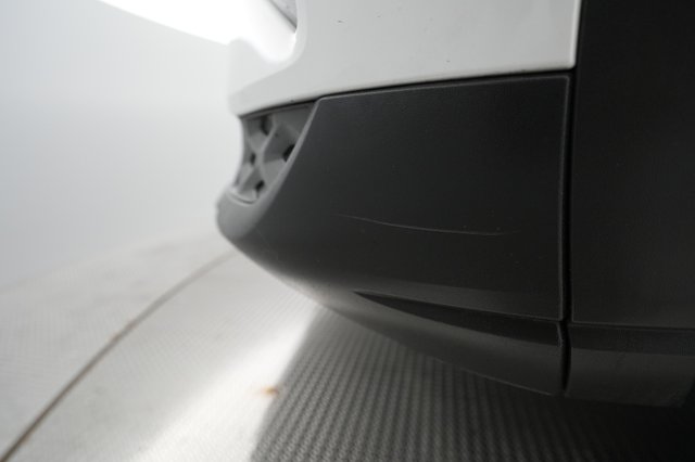 2021 Volkswagen ID.4 — photo 19 of 29