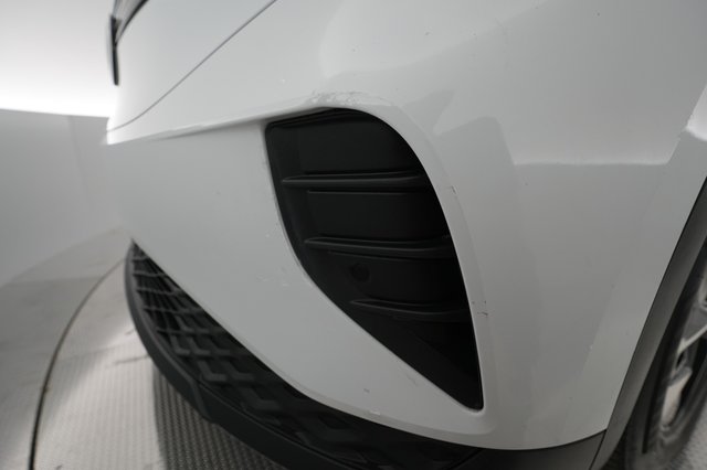 2021 Volkswagen ID.4 — photo 17 of 29