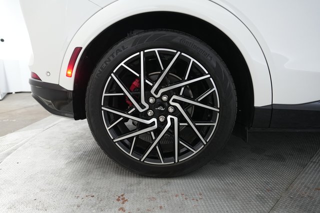 2023 Ford Mustang Mach-E — photo 17 of 22
