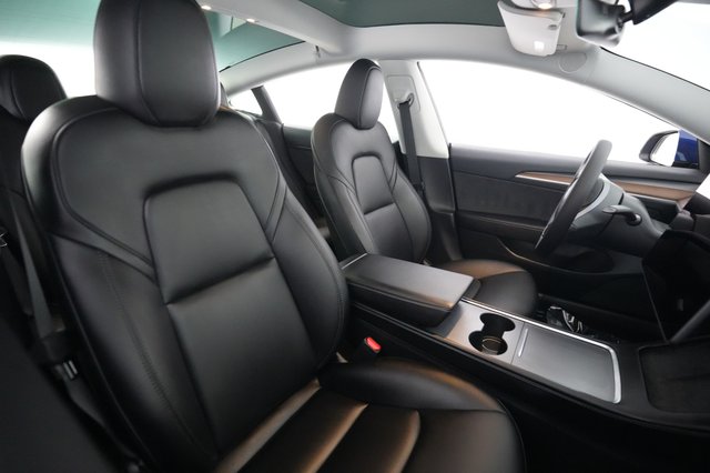 2023 Tesla Model 3 — photo 18 of 23