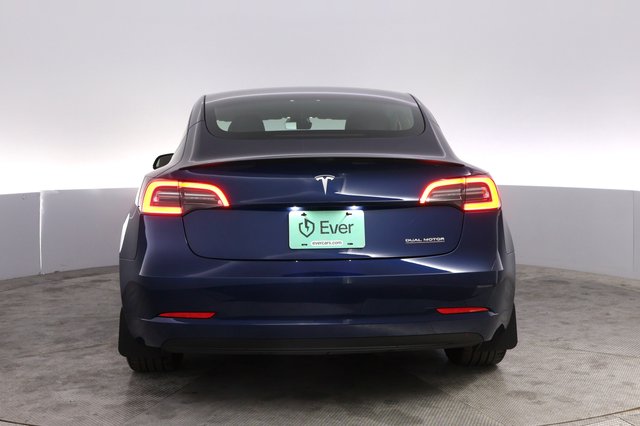 2023 Tesla Model 3 — photo 12 of 23
