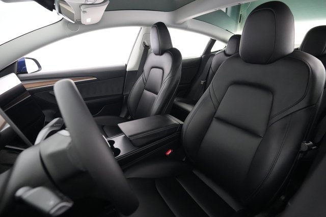 2023 Tesla Model 3 — photo 3 of 23
