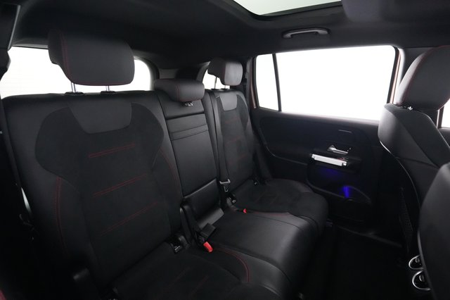 2023 Mercedes-Benz EQB — photo 4 of 21