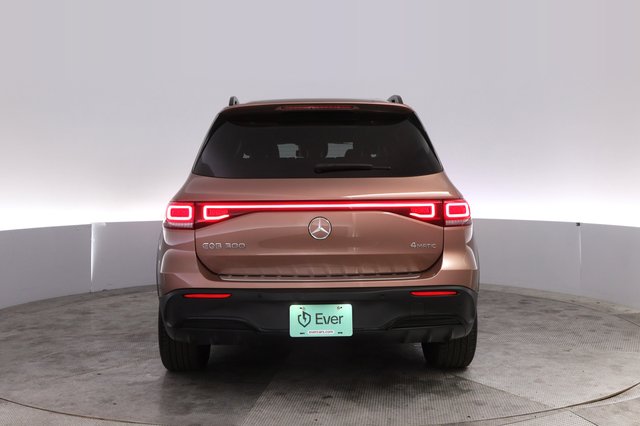 2023 Mercedes-Benz EQB — photo 12 of 21
